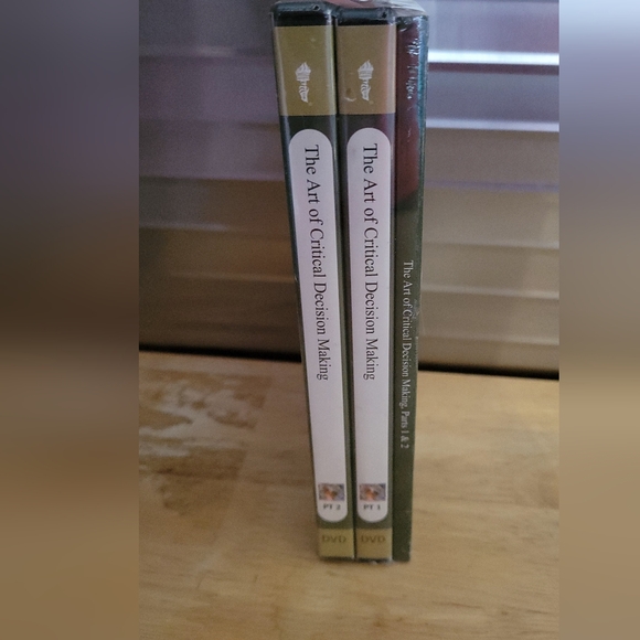 NWT BRAND NEW The Art of Critical Decision Making Parts 1 & 2 DVDs w/ Guidebook - Picture 3 of 5